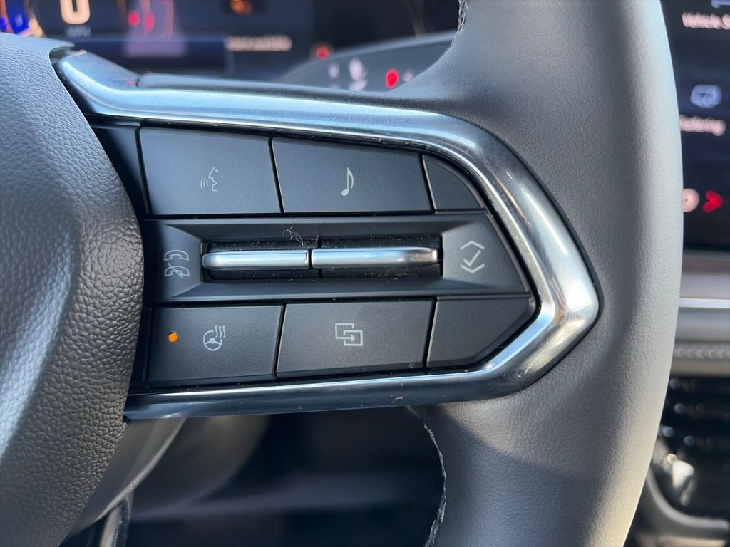 2025 Chevrolet Suburban LT