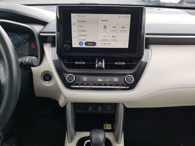 2023 Toyota Corolla Cross XLE