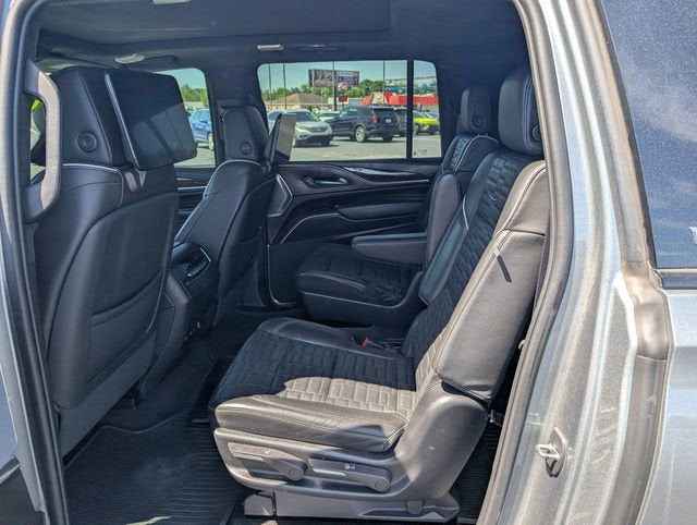 2023 Cadillac Escalade ESV Sport Platinum