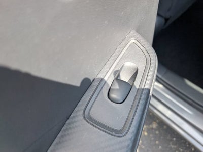 2024 Nissan Versa SR
