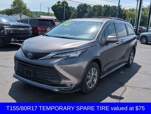 2021 Toyota Sienna XLE