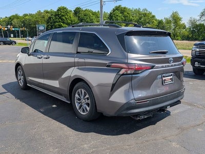 2021 Toyota Sienna XLE