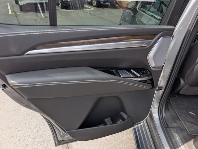 2026 Cadillac Escalade Platinum Luxury